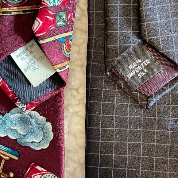 Tie‎ Bundle. 100% Silk. Black Check/Tabasco - Picture 6 of 9